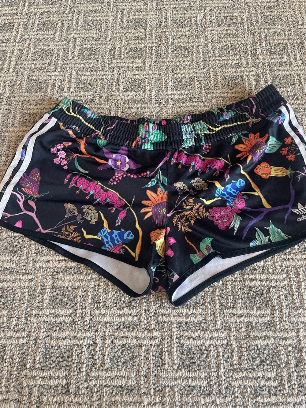 Short Short Bundle Lululemon & Adidas - Picture 9 of 14
